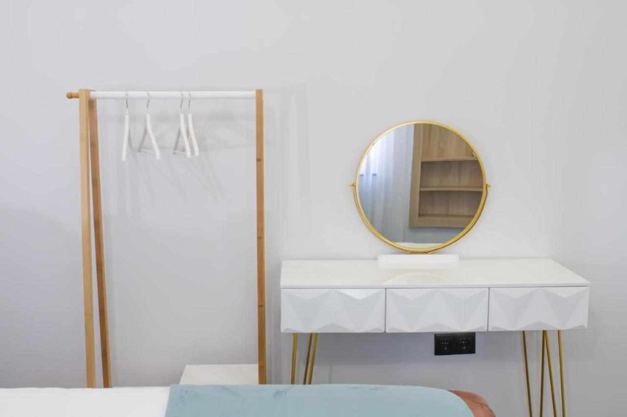 Suite ALMA By KubiK Caces Exterior foto